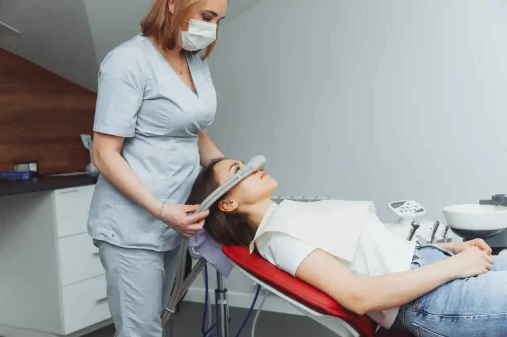 Gece Yarısı Ani Diş Ağrısı: Ne Zaman Endişelenmeli? - Ankara geneli (klinik Mamak, Natoyolu Caddesi)